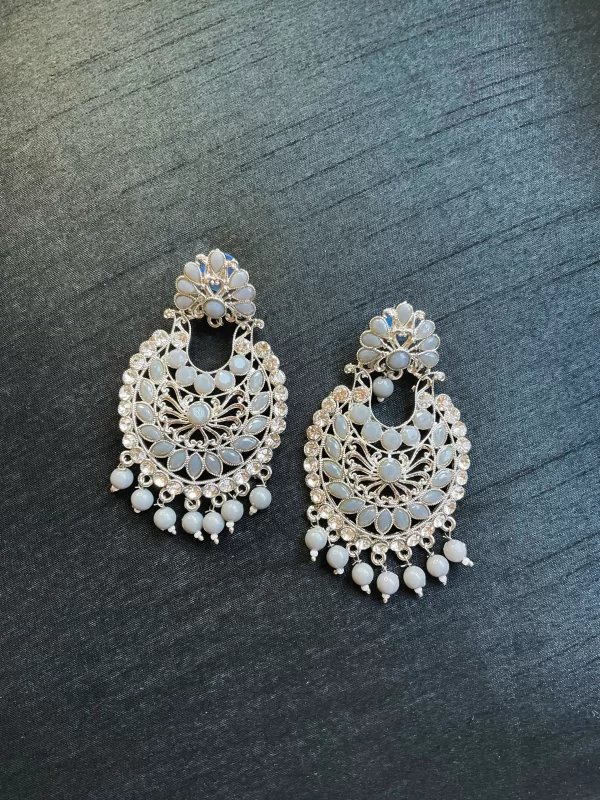 Silver Grey Pearls