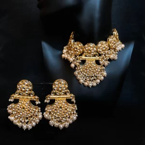 Gold kundan set