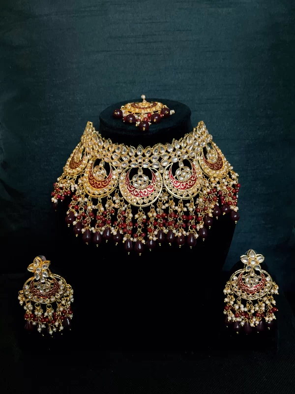 Maroon kundan tikka set