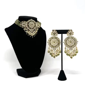 Olive Green kundan Pearl set