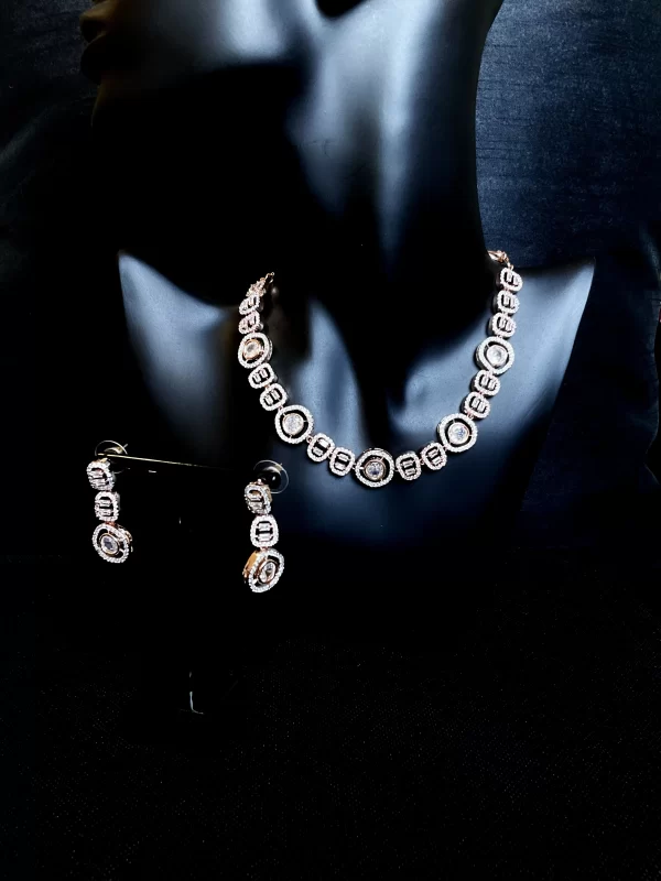 Single strand white Diamond